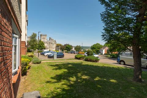 2 bedroom flat for sale, Edward Betts Close, Aylesford