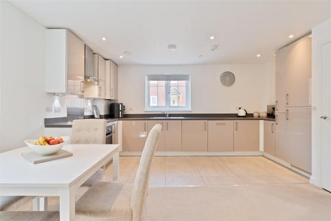 2 bedroom flat for sale, Edward Betts Close, Aylesford