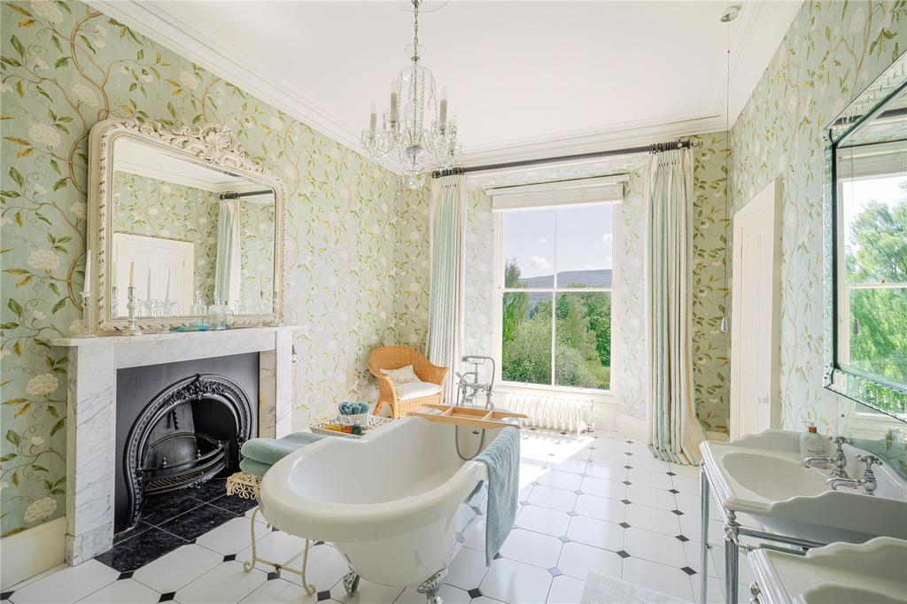 Jack & Jill Bathroom