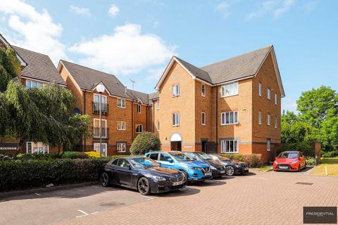 Waltham Abbey EN9