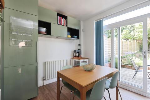 61 Goodison Crescent, Sheffield, S6 5HU