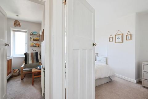 61 Goodison Crescent, Sheffield, S6 5HU