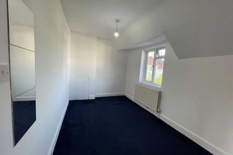 3 bedroom semi-detached house for sale, Sturgess Avenue, Hendon