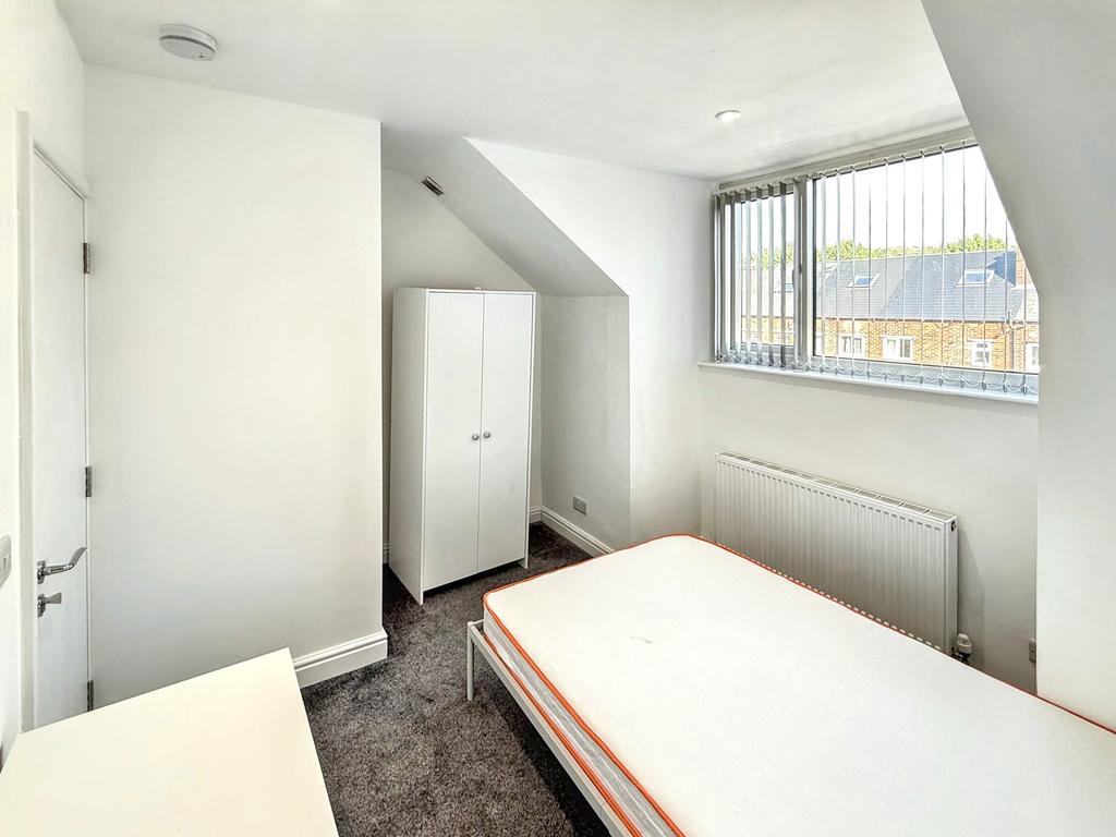 Bedroom 4 (Available)