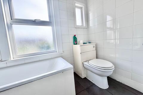 12 Alberta Road, Enfield, EN1 1JB