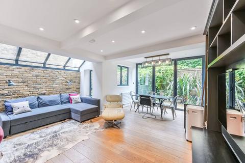 Voltaire Road, Clapham Old Town, Clapham North, LONDON, SW4