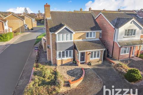 4 bedroom detached house for sale, Edwin Panks Road, Hadleigh IP7