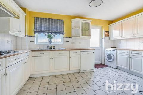 4 bedroom detached house for sale, Edwin Panks Road, Hadleigh IP7