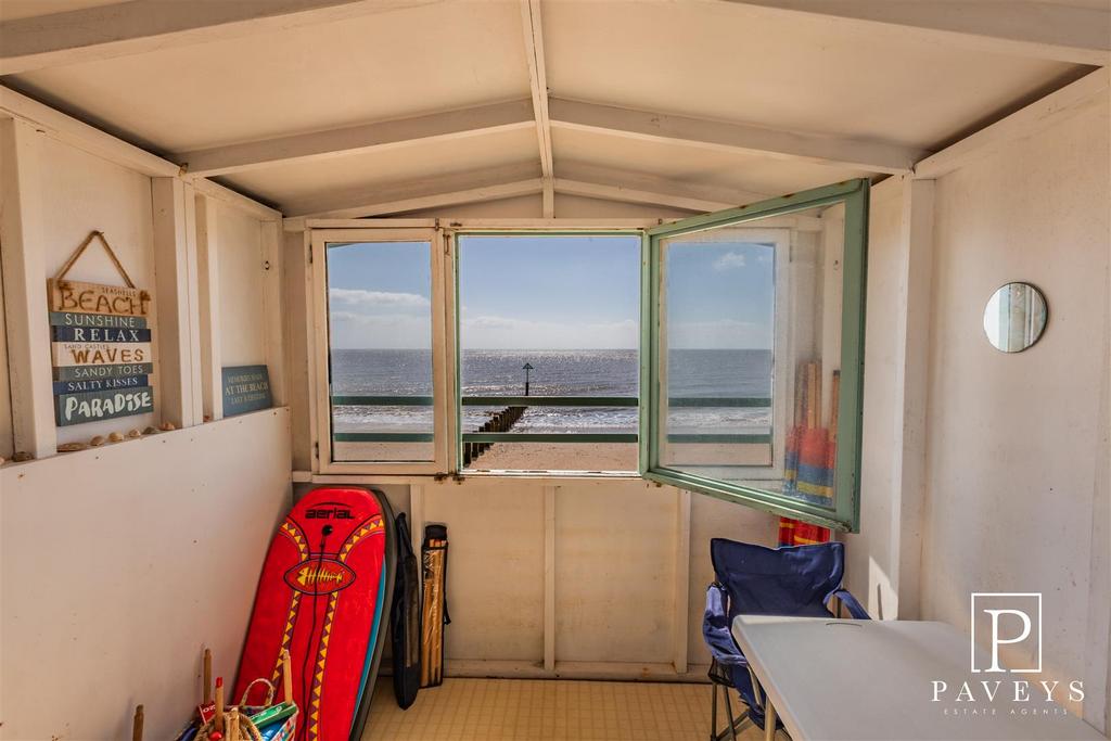 SEA &amp; BEACH VIEWS