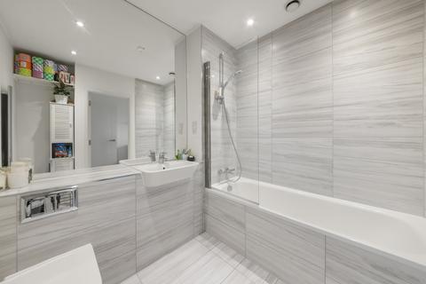 2 bedroom apartment for sale, Holman Drive, Hanwell Borders, UB2