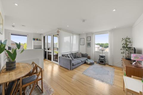 2 bedroom apartment for sale, Holman Drive, Hanwell Borders, UB2