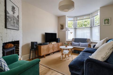 undefined, Woodview, Arundel