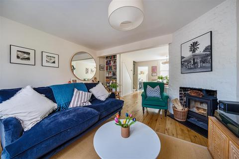 undefined, Woodview, Arundel