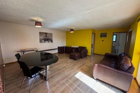 1 bedroom flat to rent, Osborne Mews, Barnsley, South Yorkshire, S70 1UU