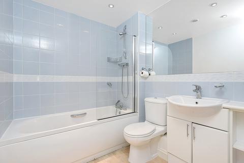 2 bedroom apartment for sale, Wheeler Place, Bromley, BR2
