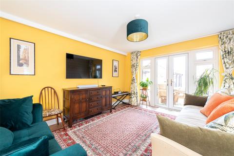 4 bedroom detached house for sale, Keeves Avenue, Hanslope, Milton Keynes, Buckinghamshire, MK19