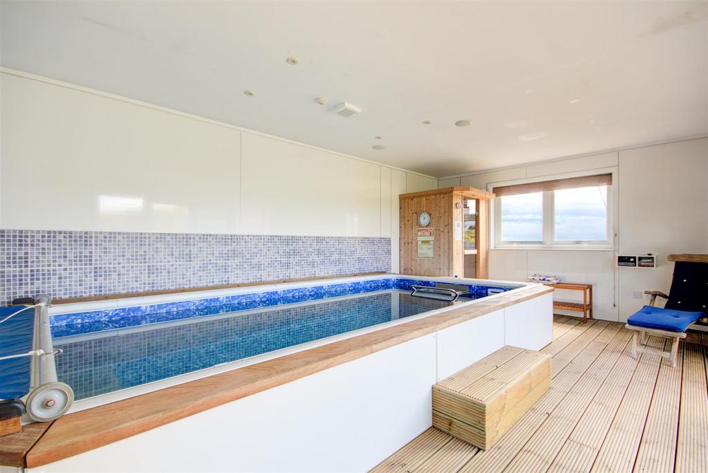 SWIMMING POOL &amp; EXERCISE ROOM