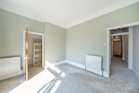 96 Wyatt Park Road, London, SW2 3TP