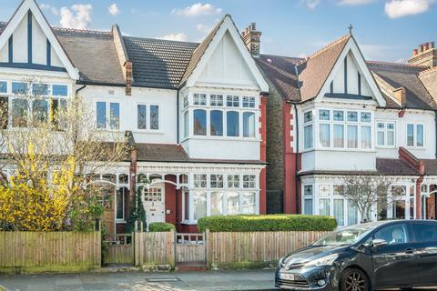 96 Wyatt Park Road, London, SW2 3TP