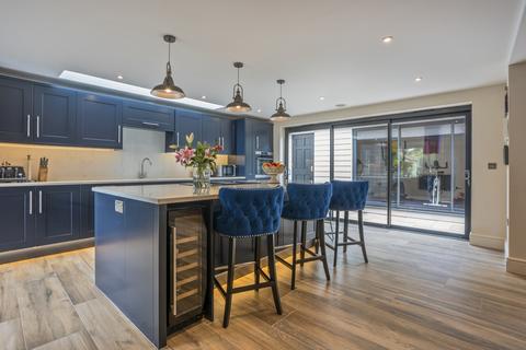 7 bedroom detached house for sale, Palace Lane, Beaulieu, Brockenhurst, Hampshire, SO42