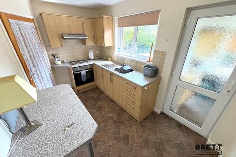 2 bedroom detached bungalow for sale, Burgage Green Road, St. Ishmaels, Haverfordwest, Pembrokeshire. SA62 3ST