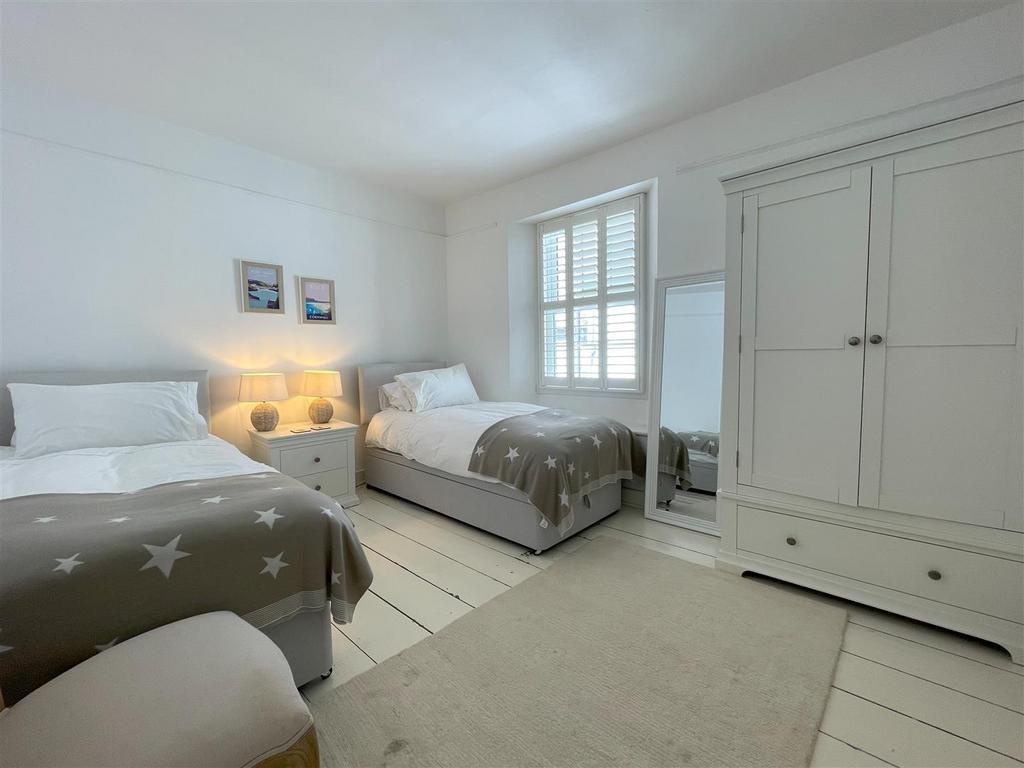 Bedroom two .jpg