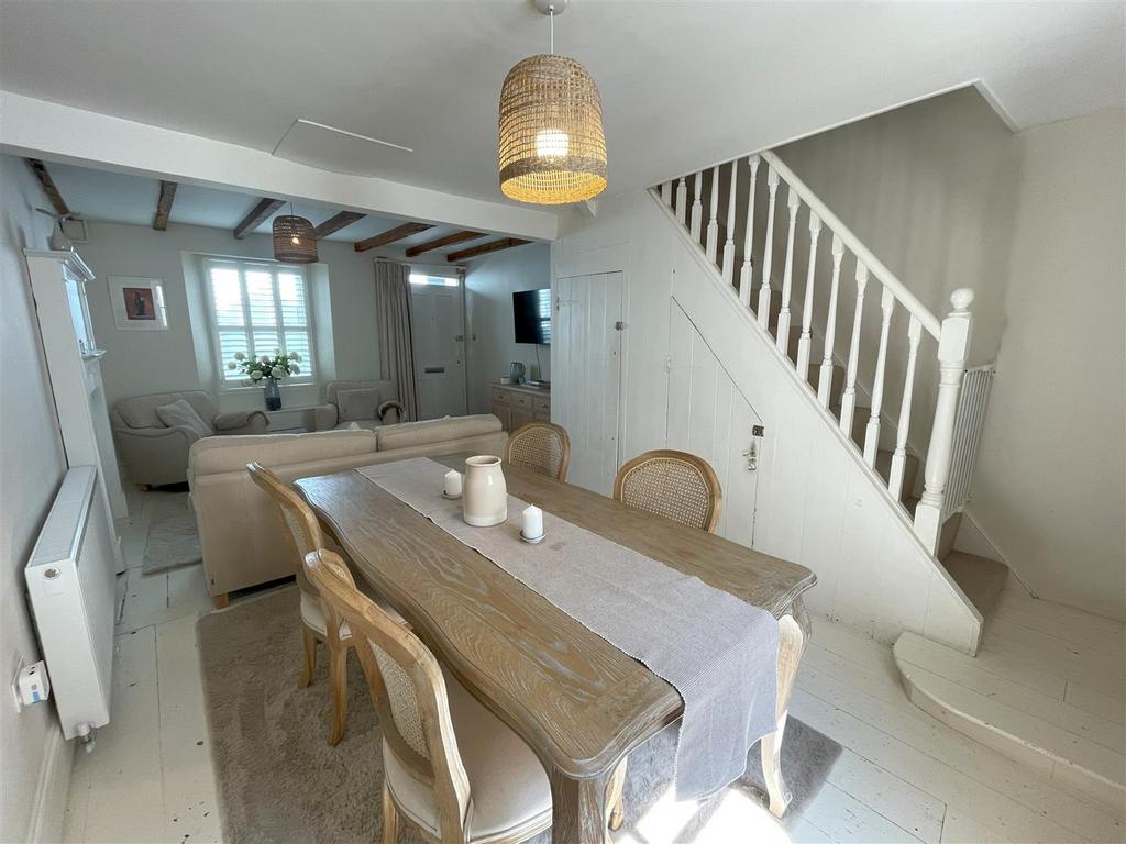 Dining area .jpg