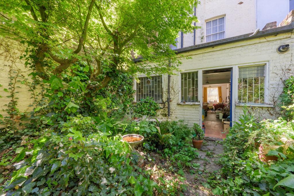 Garden Rear