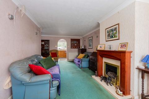 8 Windrush Avenue, Langley, Slough, SL3 8ER