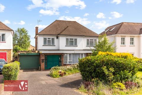 4 bedroom detached house for sale, Baas Lane, Broxbourne EN10