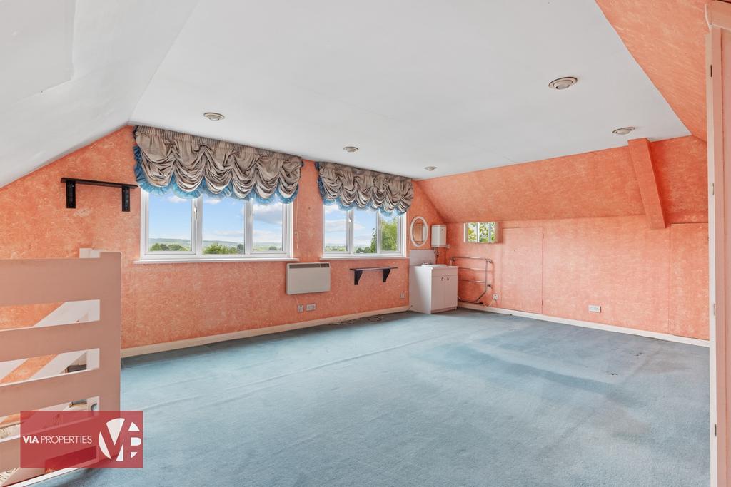 20 Baas Lane Broxbourne via properties estate...