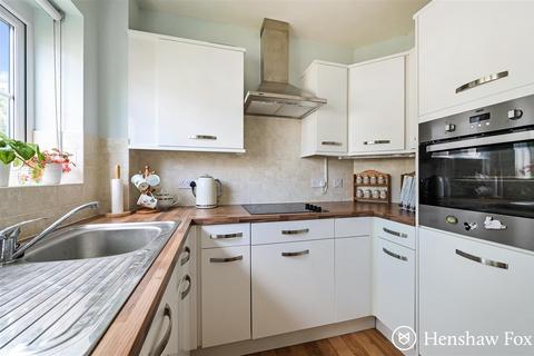 1 bedroom retirement property for sale, Bridge Road, Romsey Town Centre, Hampshire