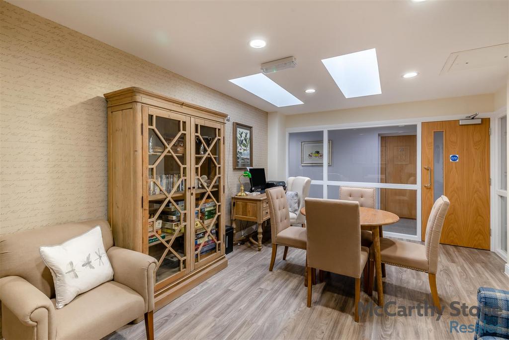 8645771-interior23.jpg