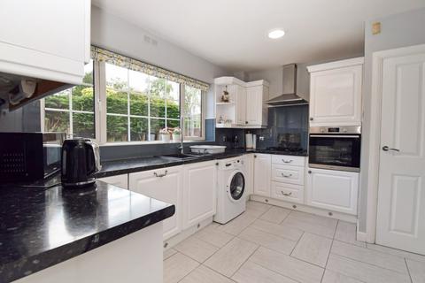 4 bedroom detached house for sale, Priory Road, Near Burnham, Berkshire, SL1