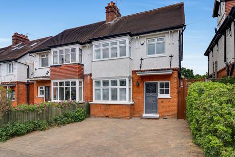 79 Hare Lane, Claygate, Esher, KT10 0QX