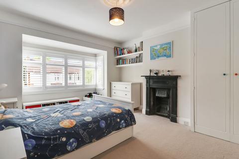 79 Hare Lane, Claygate, Esher, KT10 0QX