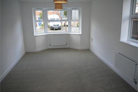 2 bedroom flat to rent, Angell Drive, Market Harborough