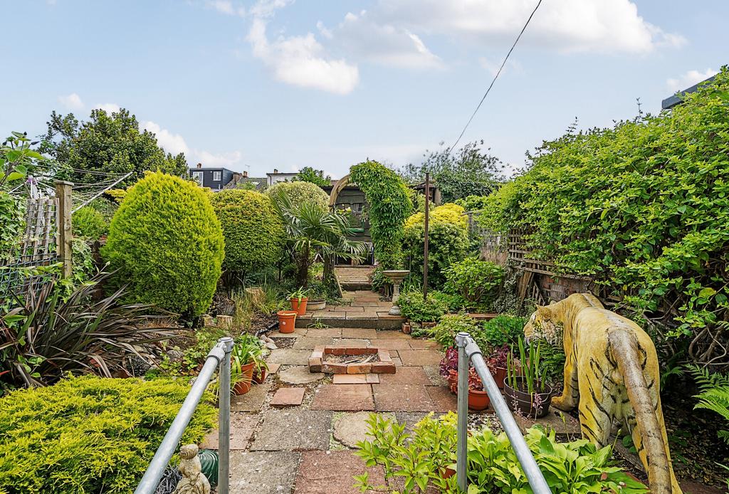 8-6823442f47dea-1...