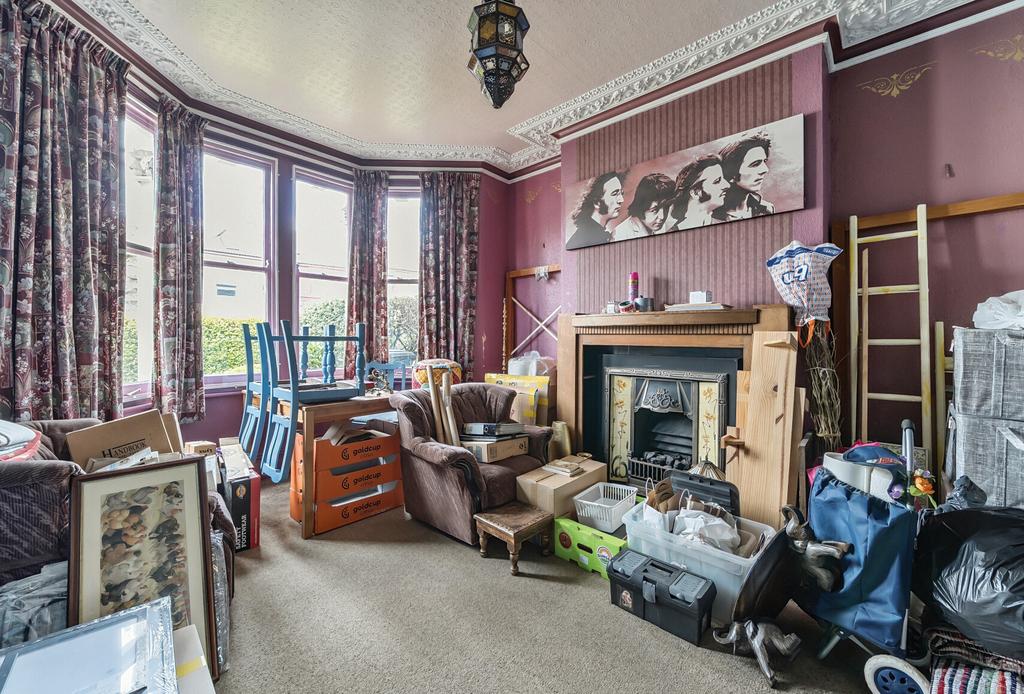 13-68234460e4c2f-...