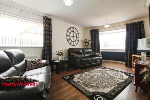 13 Chiltern Walk, Barnsley, S75 2HJ