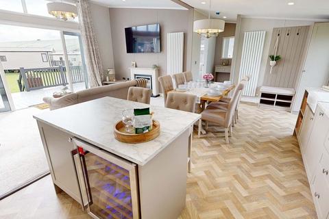 2 bedroom holiday lodge for sale, Seasalt Meadows, Osea Leisure Park, Goldhanger Road, Heybridge CM9