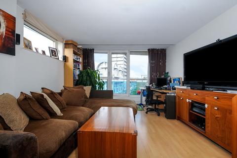 2 bedroom flat to rent, Plough Way, Surrey Quays, London, SE16