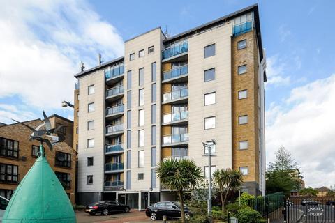 2 bedroom flat to rent, Plough Way, Surrey Quays, London, SE16