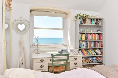 2 bedroom flat for sale, Brunswick Terrace, Hove, East Sussex