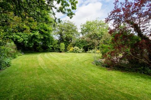 undefined, Rickling Green