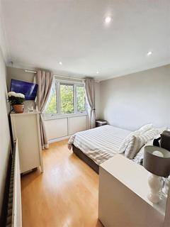 6 Aragon Close, Hemel Hempstead, HP2 7LG