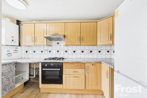 109 Falcon Drive, Stanwell, Staines, TW19 7EX
