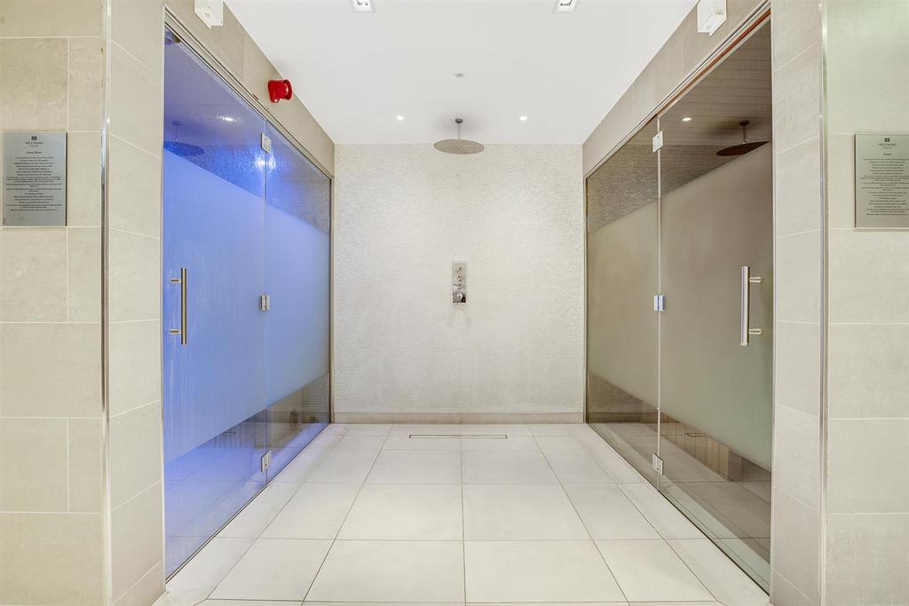 39 Wren House,190 Strand,WC2 R-11.jpg
