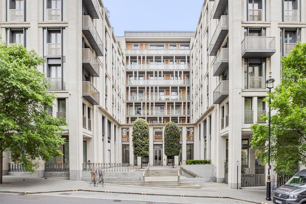 39 Wren House,190 Strand,WC2 R-28.jpg