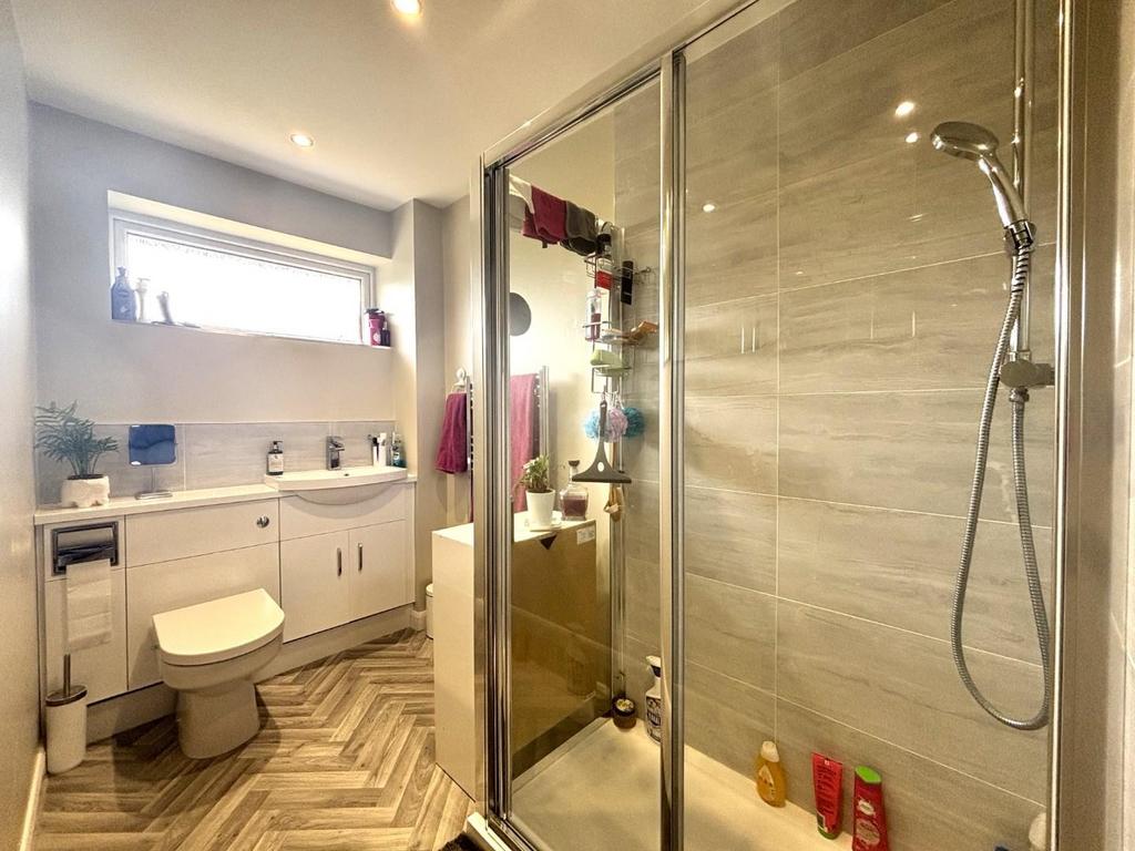 Bathroom.jpeg